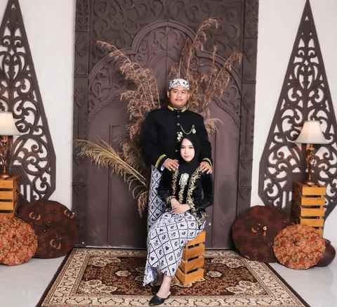 Foto sampul undangan Andy & Baity