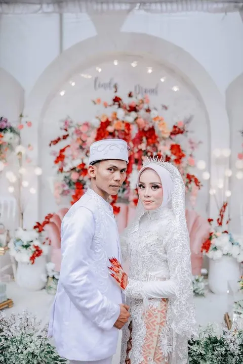 Foto sampul undangan Manaf & Linda