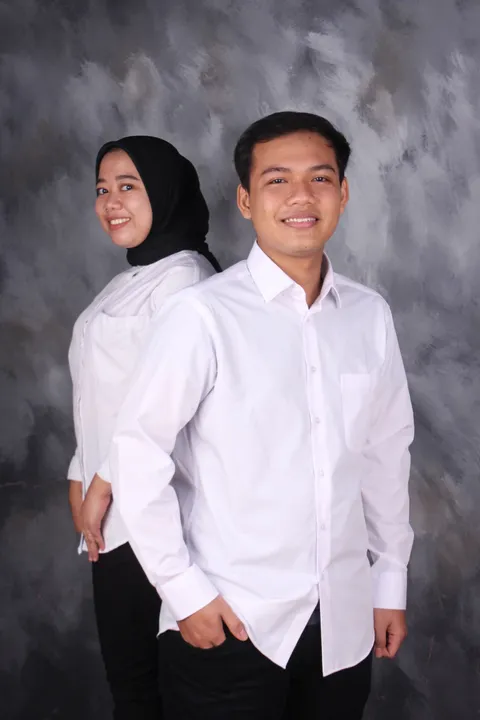 Foto sampul undangan Filly & Neneng