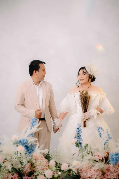 Foto sampul undangan Saptadi & Riska