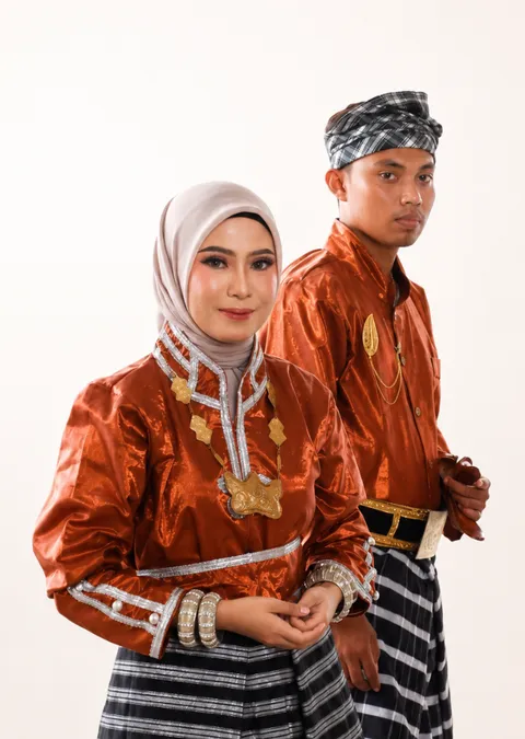 Foto sampul undangan Bety & Vion