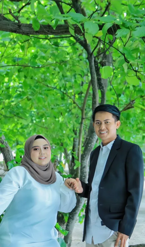 Foto sampul undangan Puput Hijayanti & Nazarudin Hojjah