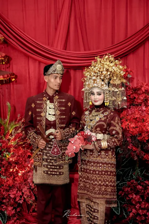 Foto sampul undangan Rini & Habibi