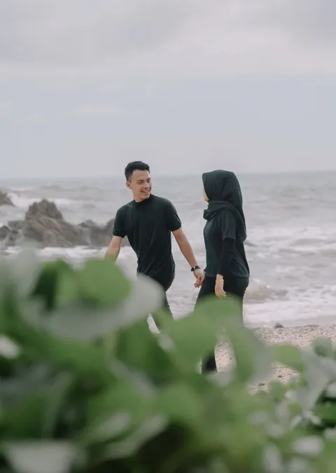 Foto sampul undangan Om Iba & Cinta