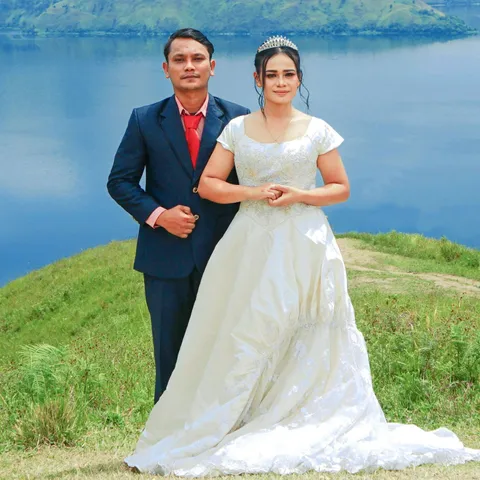 Foto sampul undangan Rince & Anto