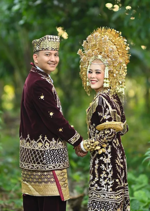 Foto sampul undangan Agit & Yumi