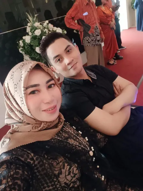 Foto sampul undangan Asman & Yati