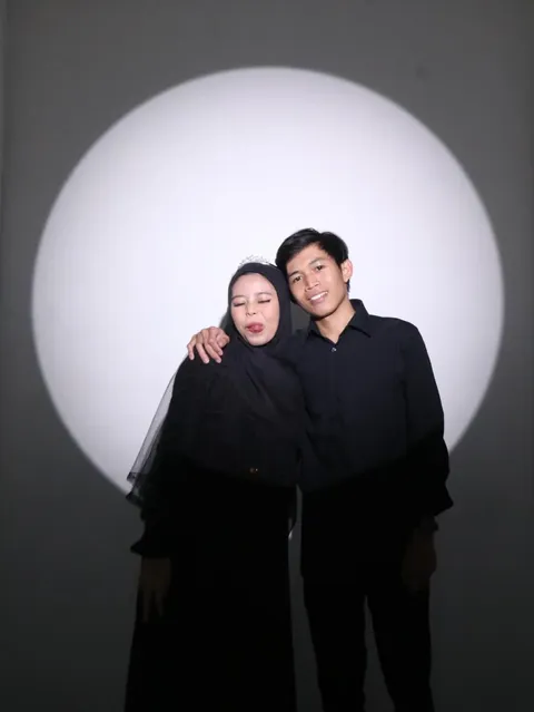 Foto sampul undangan Fauziah & Ramdan