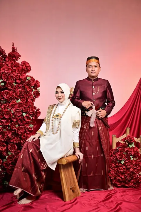 Foto sampul undangan Akmal & Risma