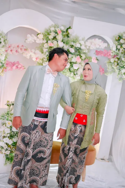 Foto sampul undangan Defvah & Ridwan