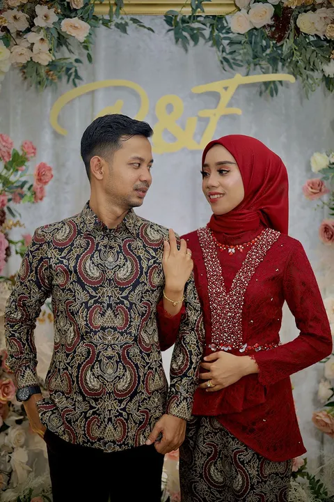 Foto sampul undangan Fahmi & Rumi
