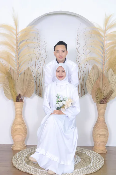 Foto sampul undangan Sinta & Azis