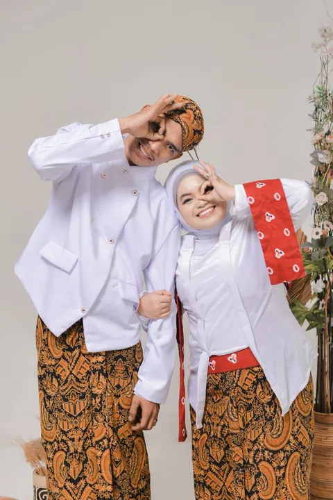 Foto sampul undangan Ahmad Hoerudin & Eva Solihat