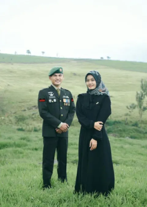 Foto sampul undangan Yusnan & Lunik