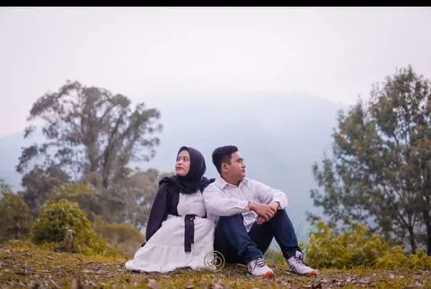 Foto sampul undangan Dede Harizal Fikri & Siti Julaeha