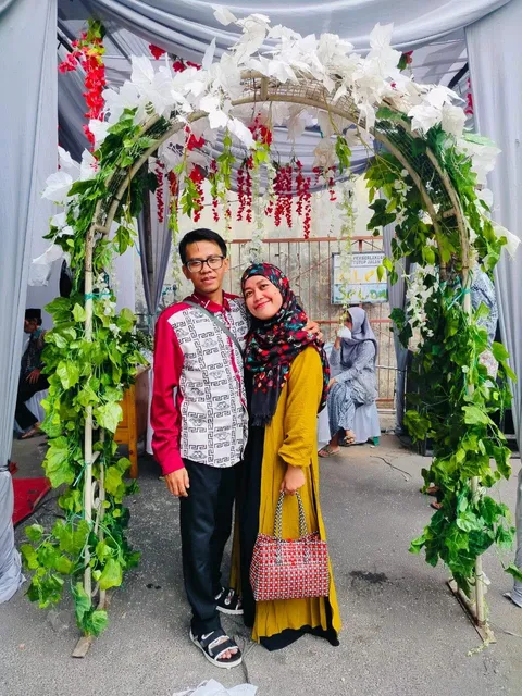 Foto sampul undangan Rendisuryana & Nurlela