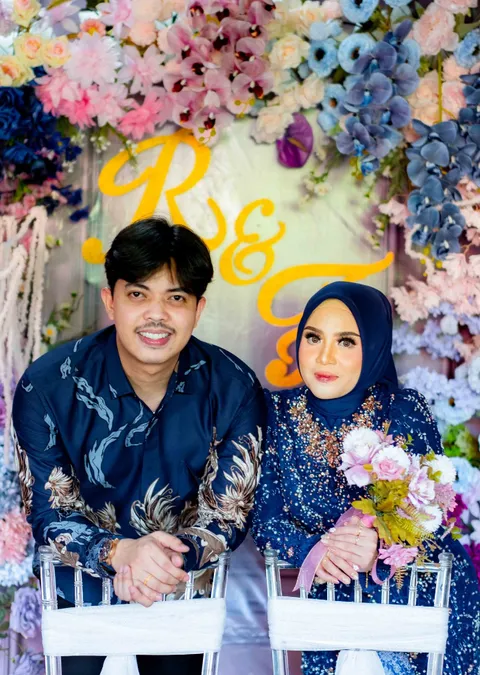 Foto sampul undangan Fajar & Ria