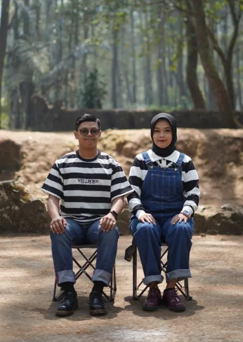 Foto sampul undangan Euis & Iwan