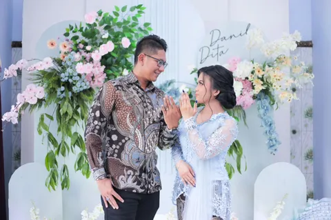 Foto sampul undangan Dita Agustina & Danil Taufan, S.Pd., Se.