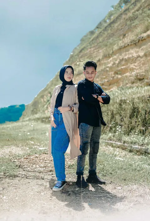 Foto sampul undangan Adelia & Ikshan