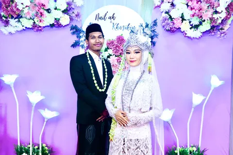 Foto sampul undangan Khosikin & Nailah Inayah