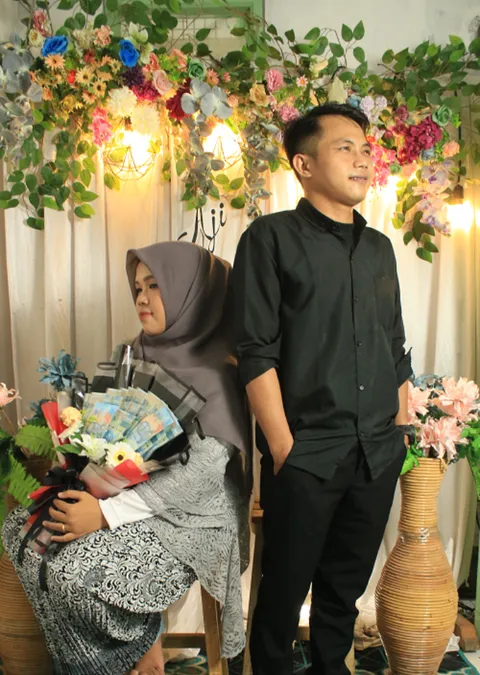 Foto sampul undangan Aji & Halimah