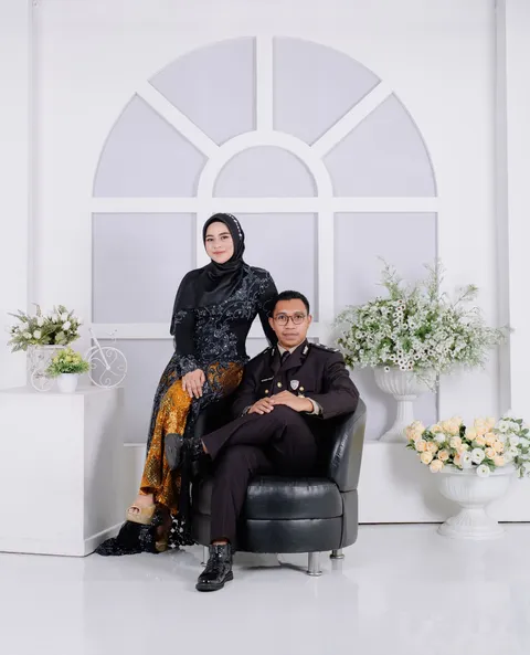 Foto sampul undangan Eca & Ian