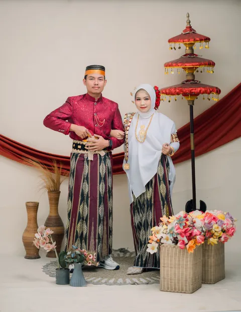 Foto sampul undangan Arnillah, S. H & Dhika Aliftiyanto