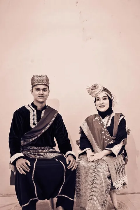 Foto sampul undangan Fauzan & Putri
