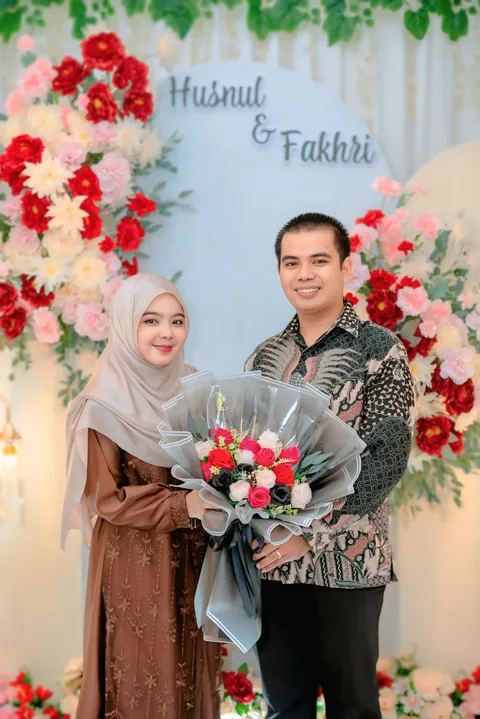 Foto sampul undangan Khusnul & Fakhri