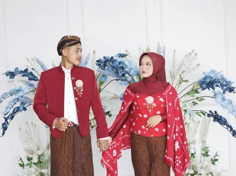 Foto sampul undangan Anam & Safina