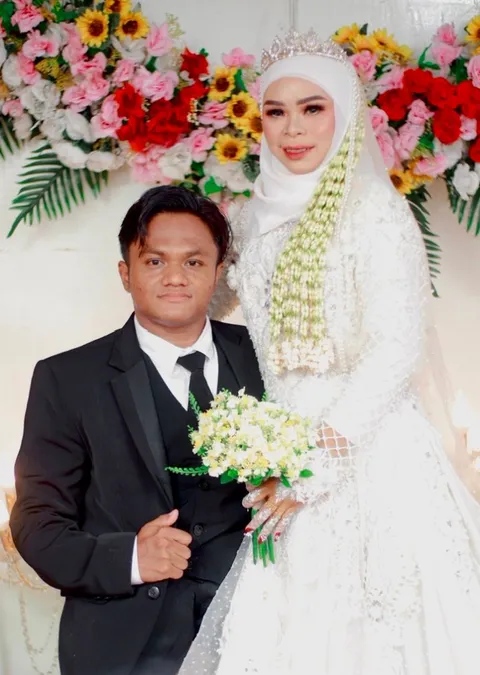 Foto sampul undangan Misna Annisa & Mulyadi