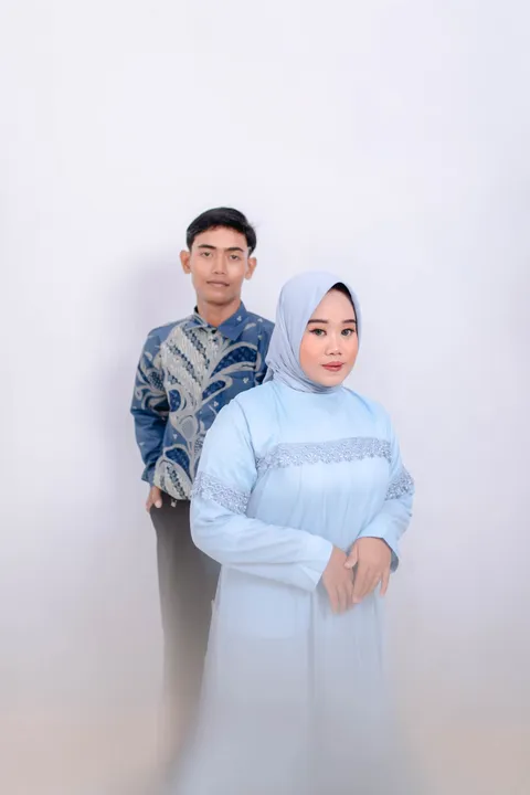 Foto sampul undangan Neng Desi & Frendi