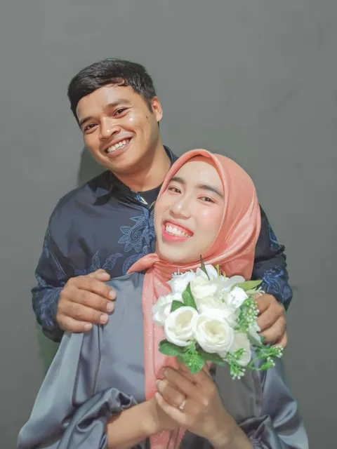 Foto sampul undangan Fajar & Diva