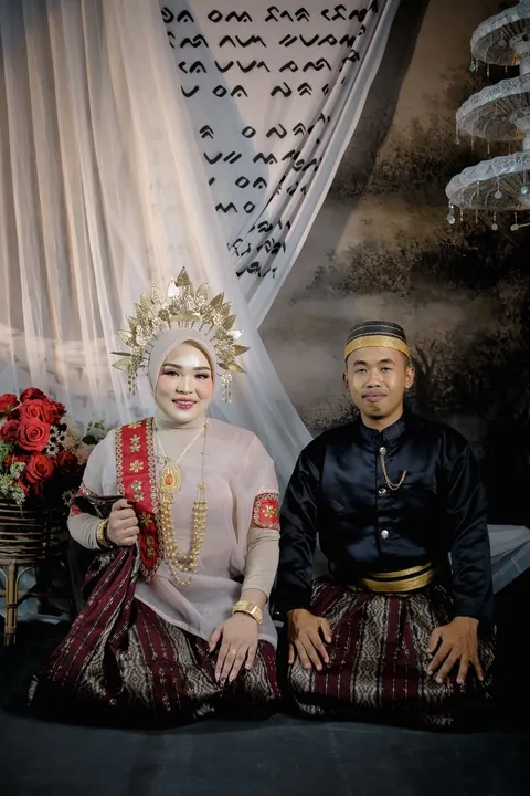 Foto sampul undangan Basri & Tia