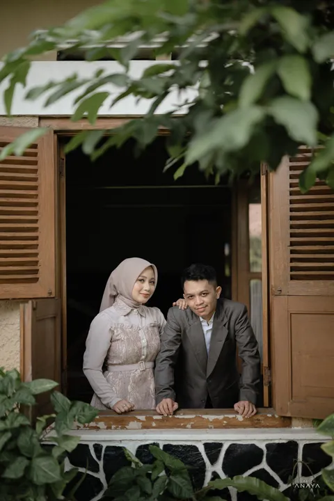 Foto sampul undangan Arya & Bella