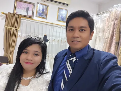 Foto sampul undangan Permata & Christanty