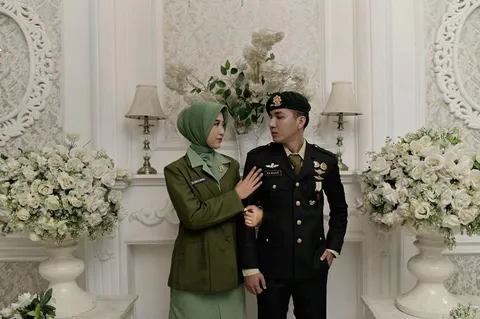 Foto sampul undangan Rafinda & Shintya