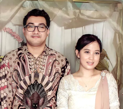 Foto sampul undangan Bangkit & Novi