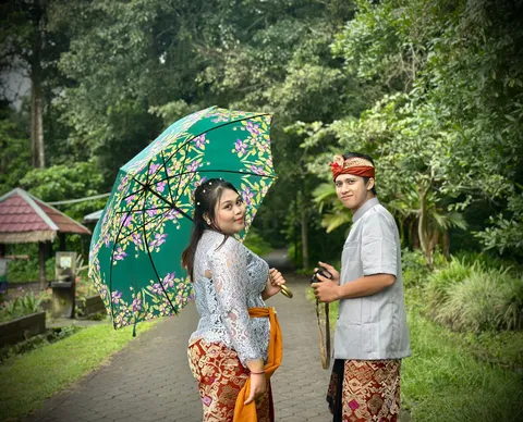 Foto sampul undangan Ayu & Diffa