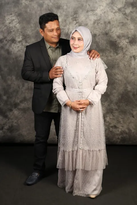Foto sampul undangan Aiptu Bahar & Erlina Usman