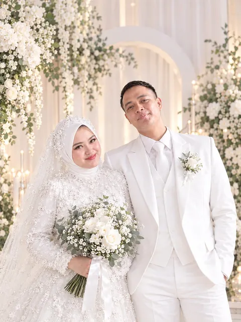 Foto sampul undangan Kamila & Fajri