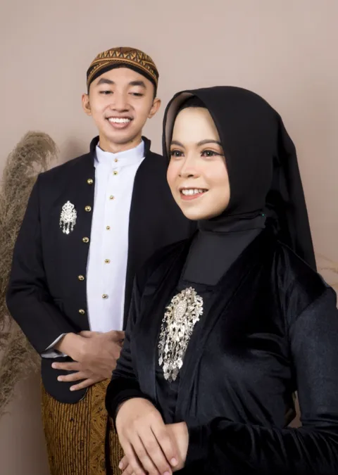 Foto sampul undangan Dika & Dintan