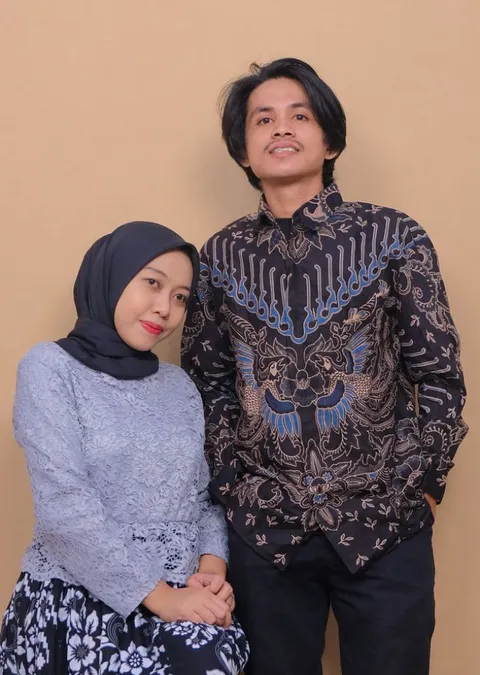 Foto sampul undangan Abri & Yuni