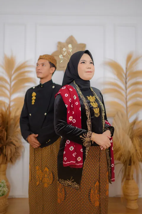 Foto sampul undangan Arik & Dewi