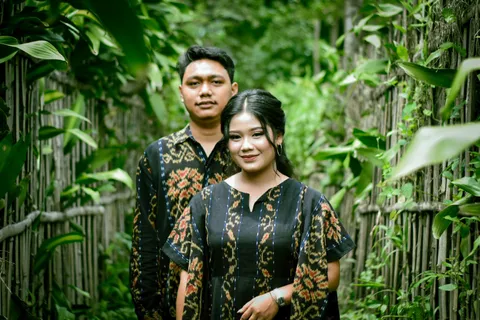 Foto sampul undangan Yolla & Yusuf