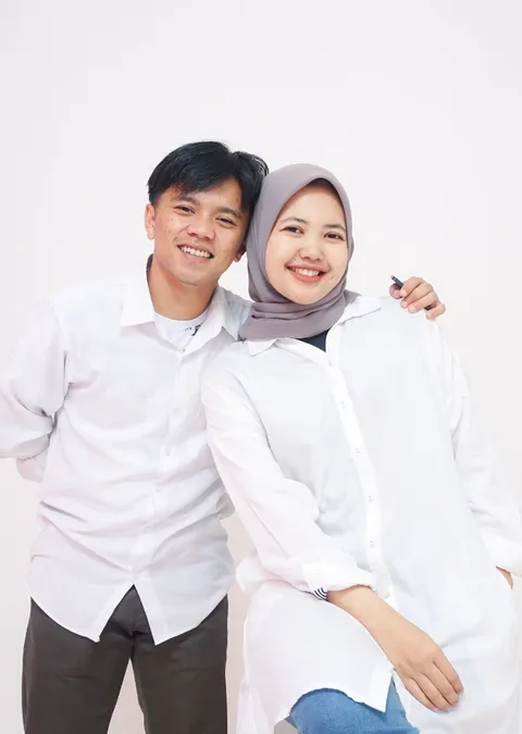 Foto sampul undangan Reva Nurul Afifah & Rizky Mohamad Fajar
