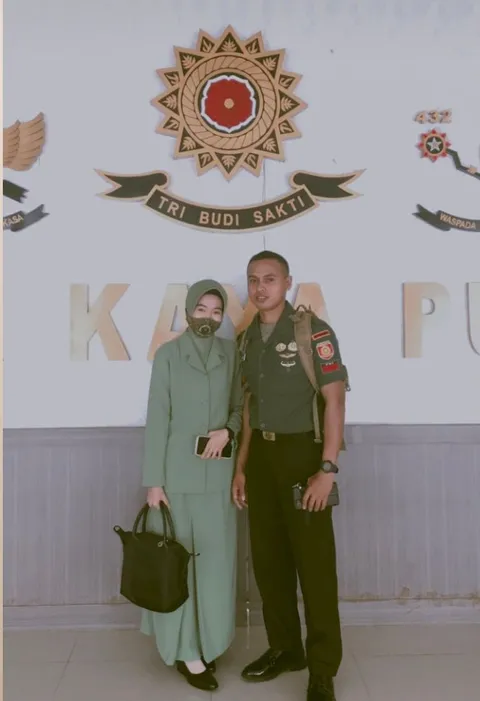 Foto sampul undangan Twegis Amelia & Nursaidi