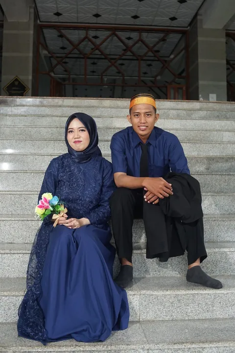 Foto sampul undangan Asri & Pia