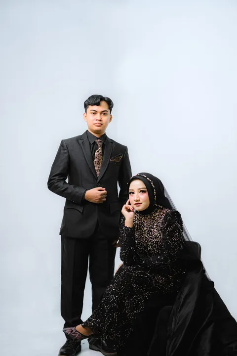 Foto sampul undangan Cahya & Fikri